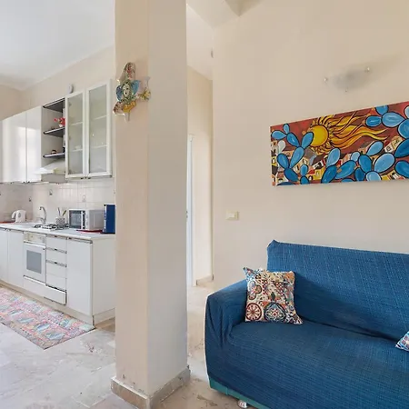 Makari Apartamento