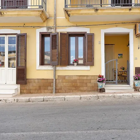 Makari Trappeto (Sicily)